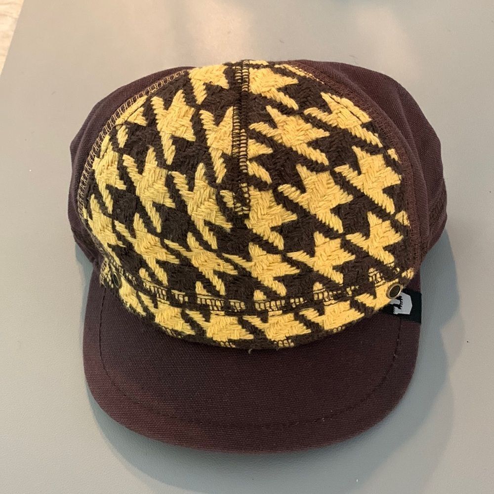 Footwear Houndstooth Cap 